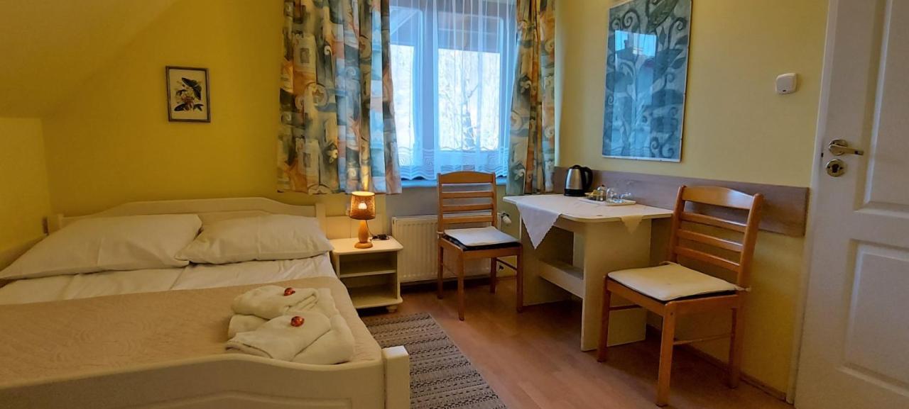 Dom Pod Kasztanami Apartment Kazimierz Dolny Bagian luar foto
