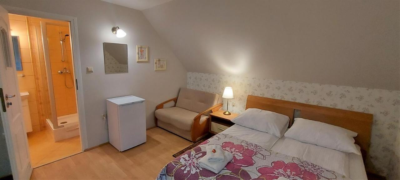 Dom Pod Kasztanami Apartment Kazimierz Dolny Bagian luar foto